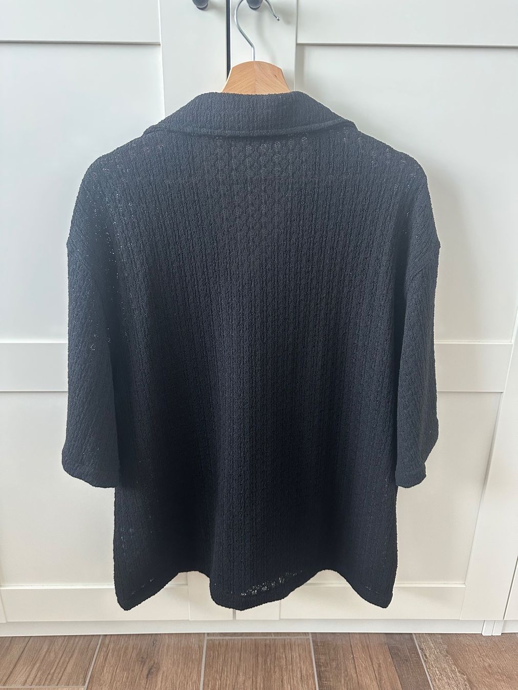 Top: About Blank Knitted Shirt – Usato da St.Gallen venduto da BrkG 1