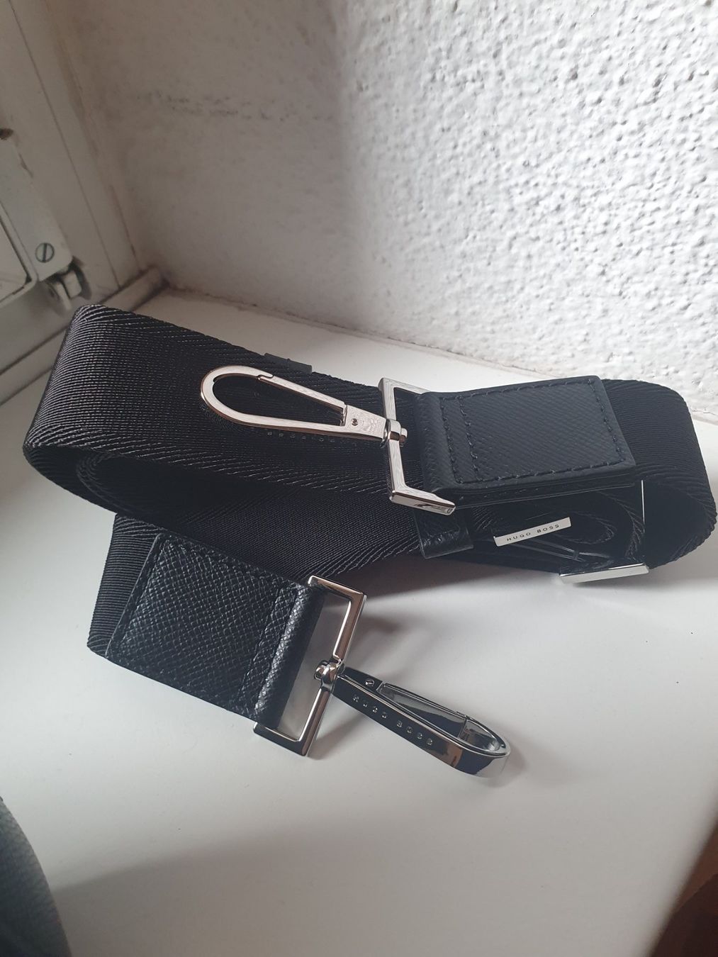 Hugo Boss Borse: Borsa Hugo Boss   in pelle – Nuovo e nell'imballaggio originale da Chiasso venduto da Ann58 5