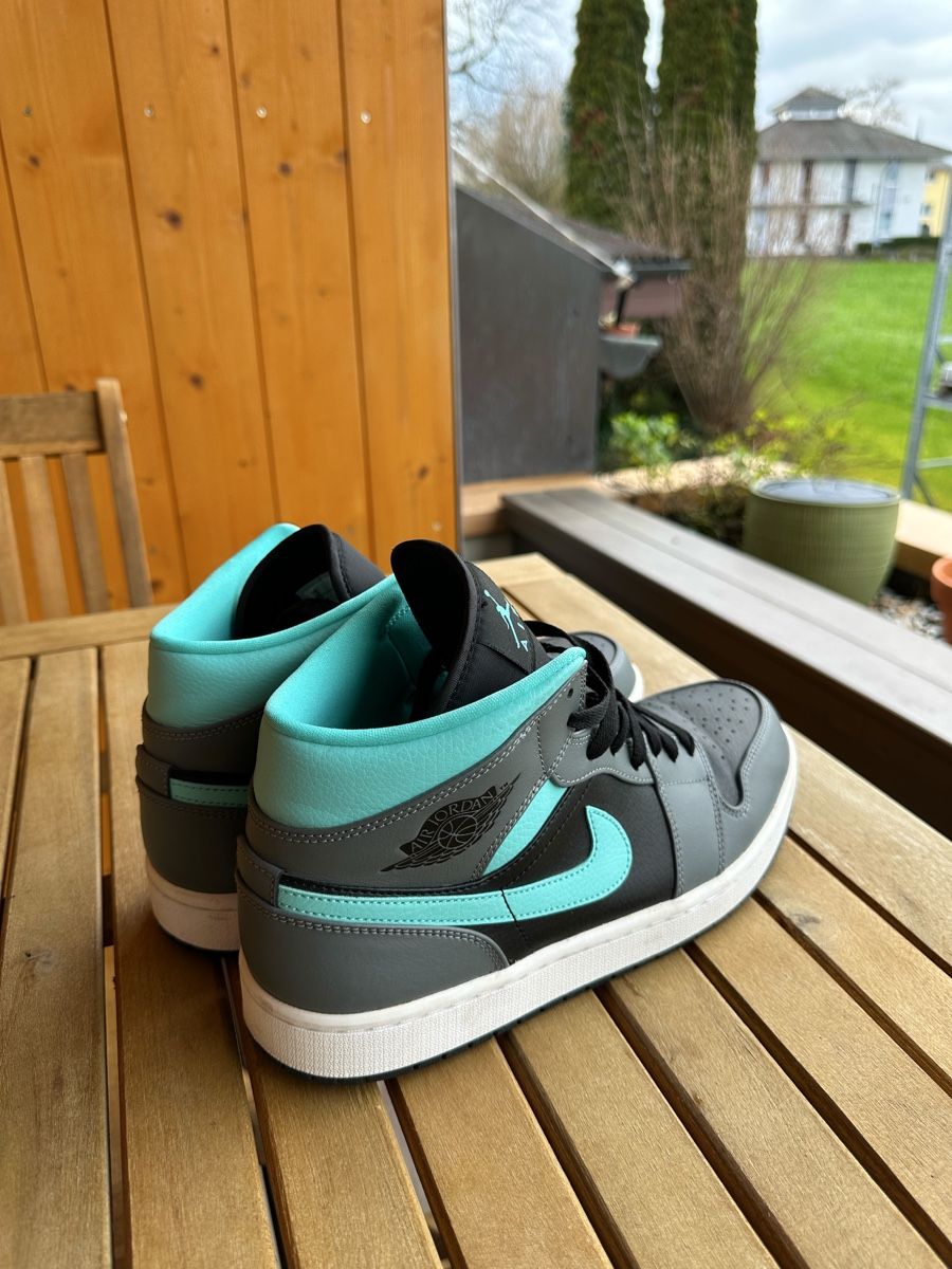 Scarpe da uomo: Air Jordan 1 Mid - Grösse 44 – Nuovo (secondo la descrizione) da Bürglen TG venduto da van_rr7z 1