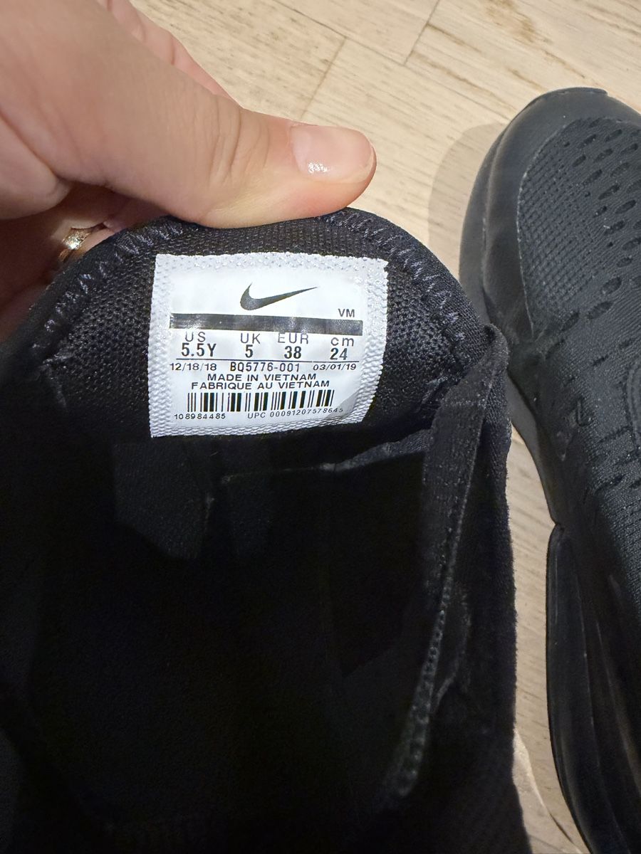 Nike Scarpe da donna: Nike Laufschuhe Grösse 38 – Usato da Liestal venduto da Dri.Ma 2