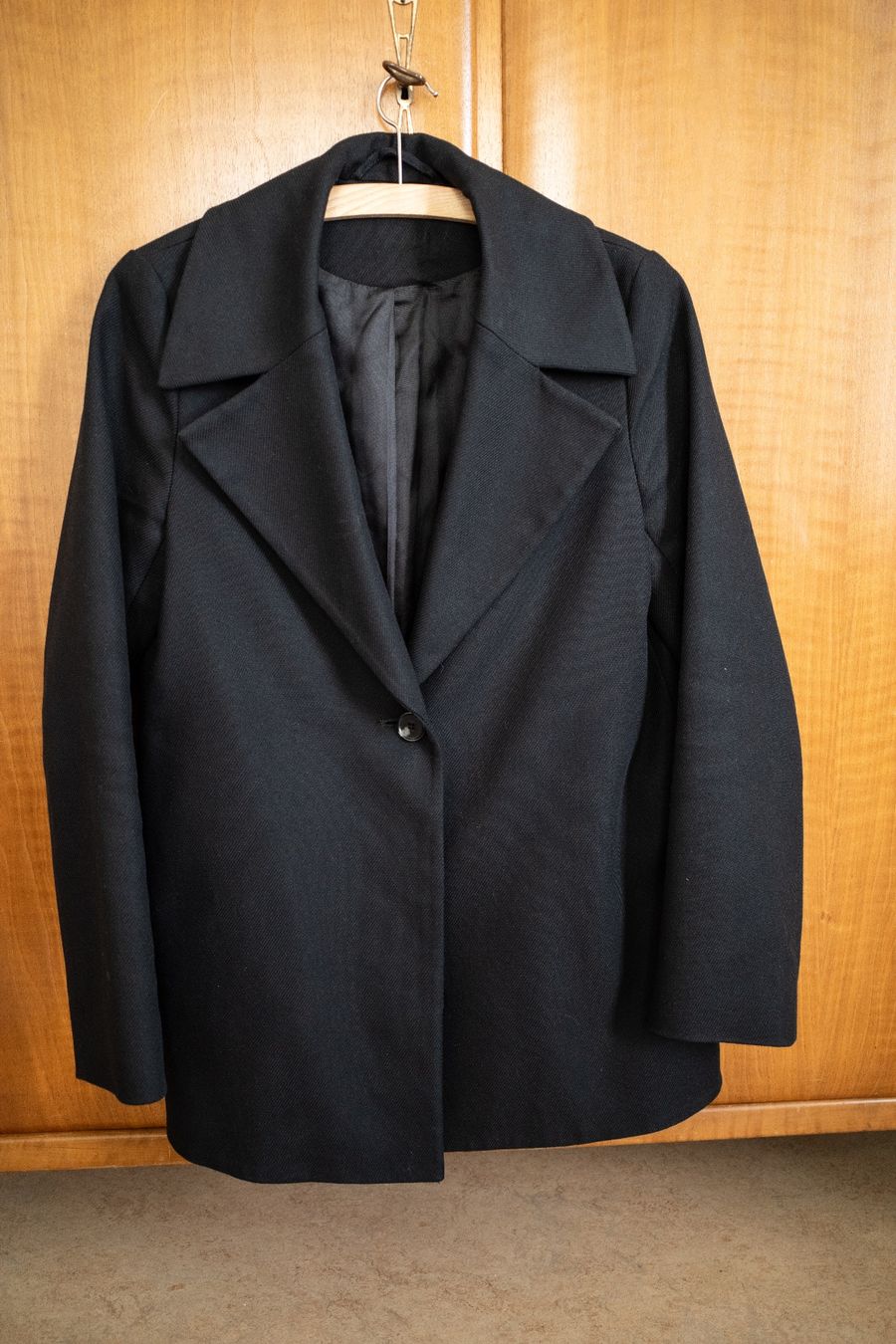 Cos Giacche: COS Blazer, schwarz, 34 – Nuovo (secondo la descrizione) da St. Gallen venduto da Nbaumgar
