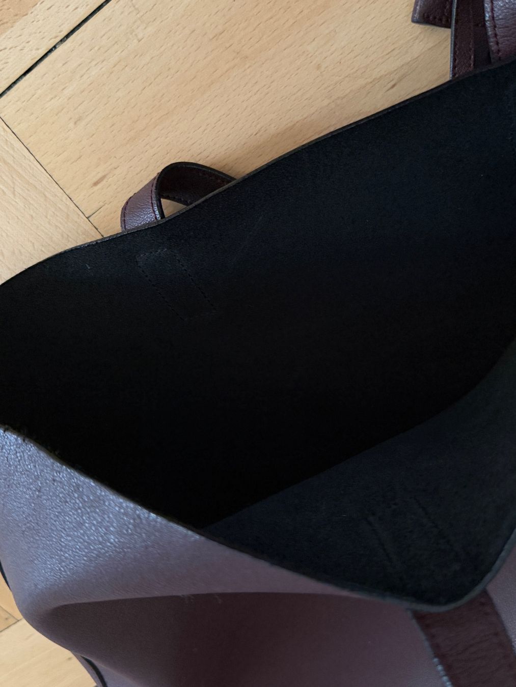 Saint Laurent Sacs: Saint Laurent Leder Tote Bag – D'occasion à Zürich par by.mr.evans 4