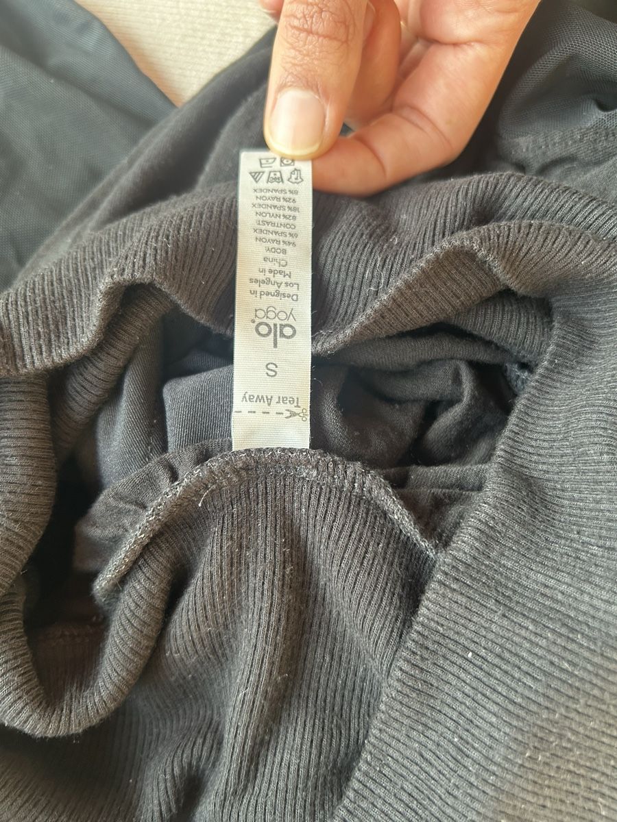 Leggings: Alo Yoga pant – Usato da Herrliberg venduto da sof_rk7l 3