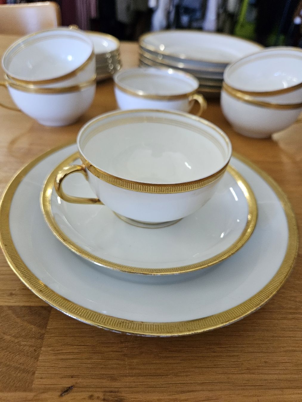 Ginori Set di piatti: Kleines Geschirrset Richard Ginori Handgemalt  – Usato da Pratteln venduto da Cartonsducoeur_bl 1