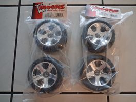 Traxxas  #5577R Front komplett Reifen