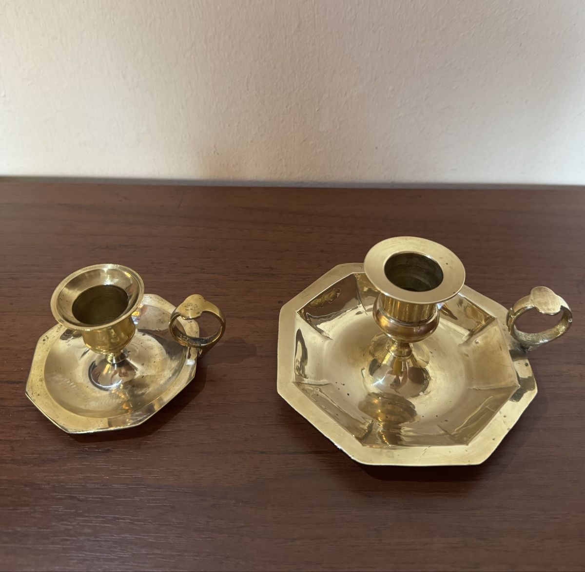 Portacandele: 2er Kerzenhalter Set aus Messing – Usato da Balsthal venduto da Narulya 1