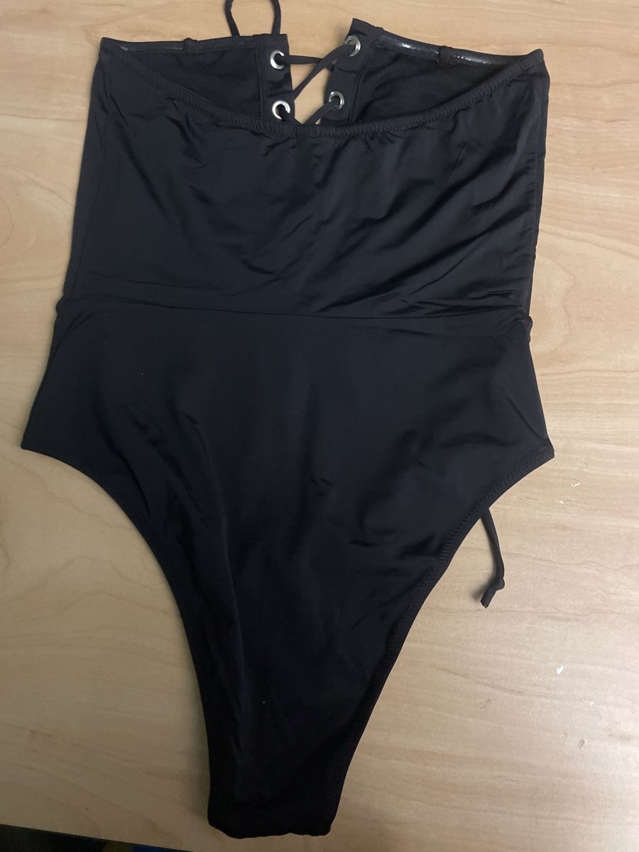 Costumi da bagno & Bikini: Schwarzes Badekleid Gr.34 – Usato da Obergerlafingen venduto da cabo4 1