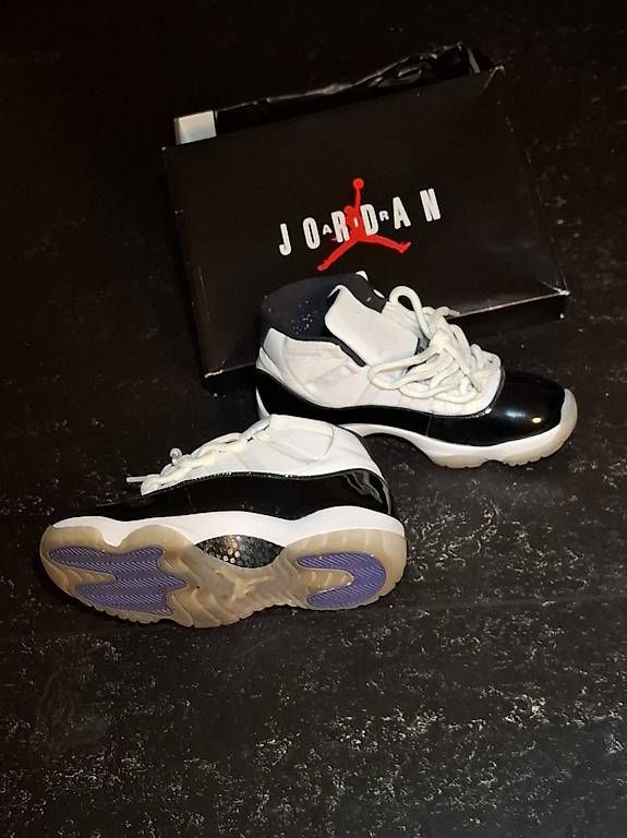 Scarpe da uomo: Jordan 11 concorde taille 44 homme – Usato da Grand-Lancy venduto da con_vny8 1