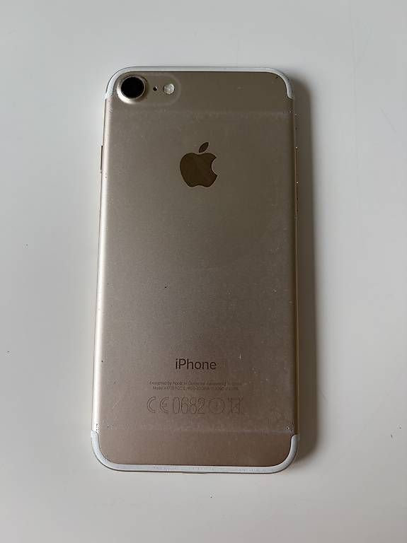 Apple Portables: Iphone 7 Akku 100% – D'occasion à St. Gallen par lei_529d 2