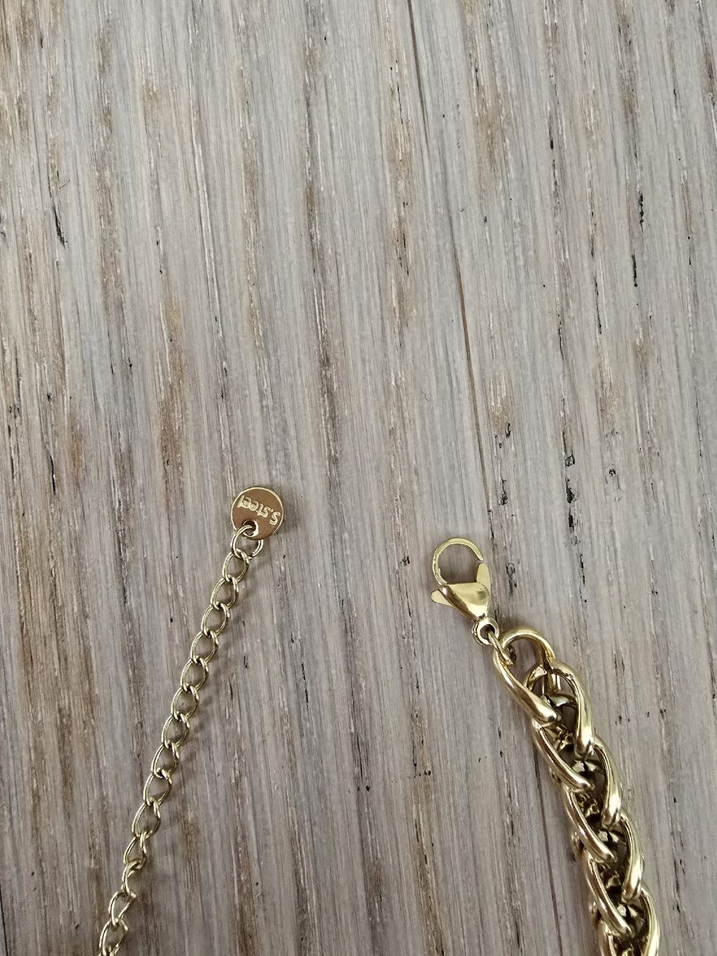Bracciali & Braccialetti: Goldiges Edelstahl Armband – Nuovo e nell'imballaggio originale da Rickenbach b. Wil venduto da VeryLovelyThings 1