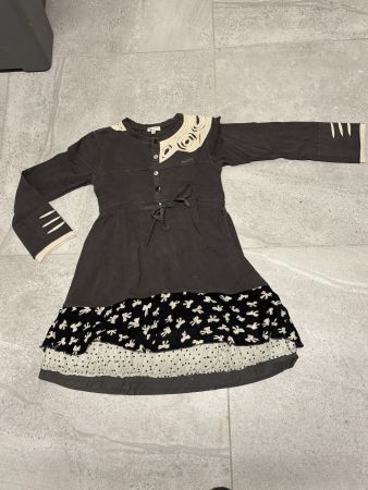 Robe manche longue taille 128