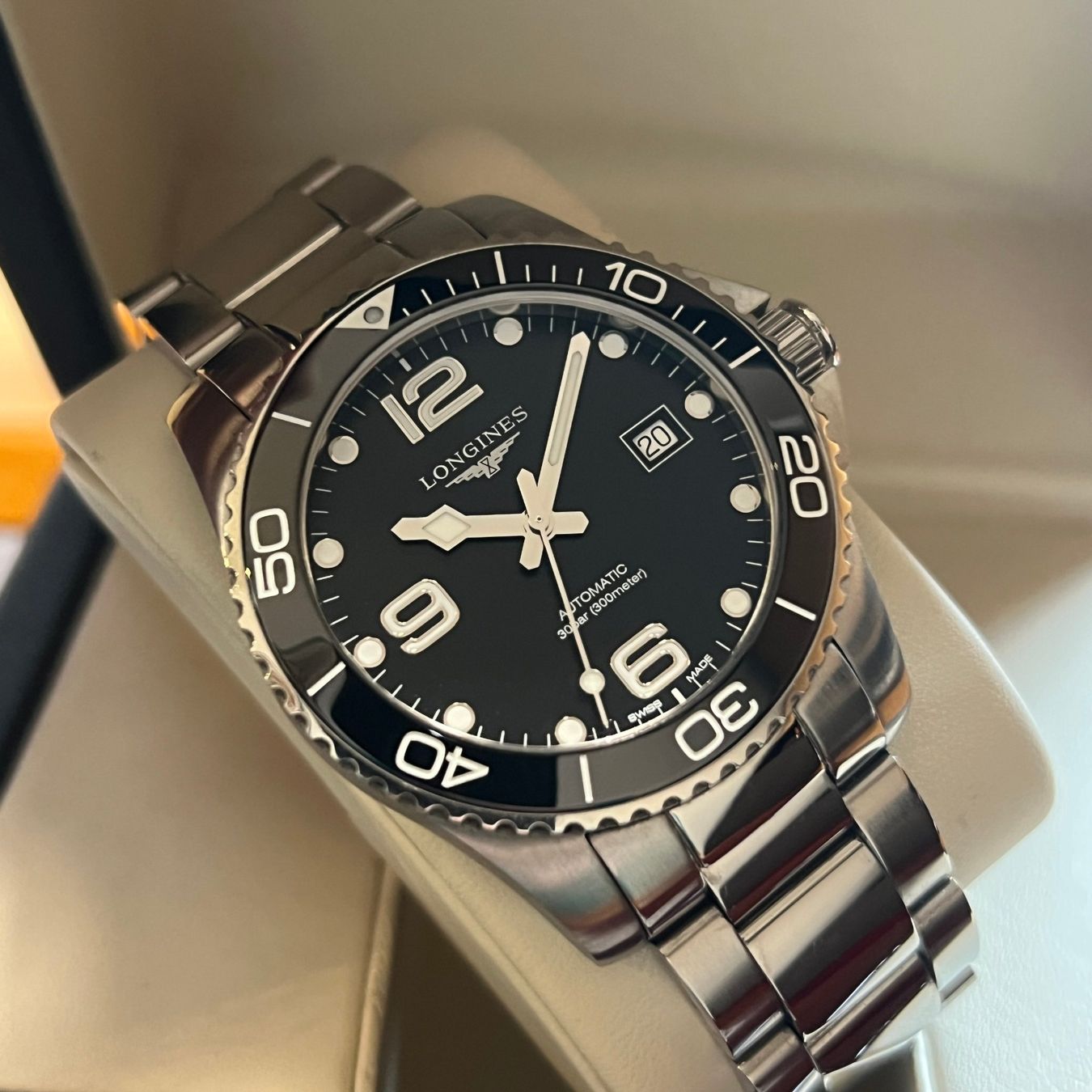 Longines Orologi: Longines Hydroconquest Black Dial Full Set L3.781.4.56.6 – Usato da Carouge GE venduto da Watchaser 7
