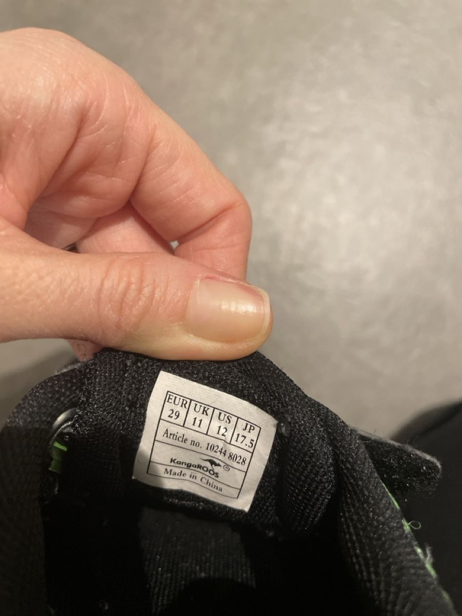 Schuhe für Jungen: KangaRoos Hallenturnschuhe – Gebraucht aus Au ZH von ValeaZima 3