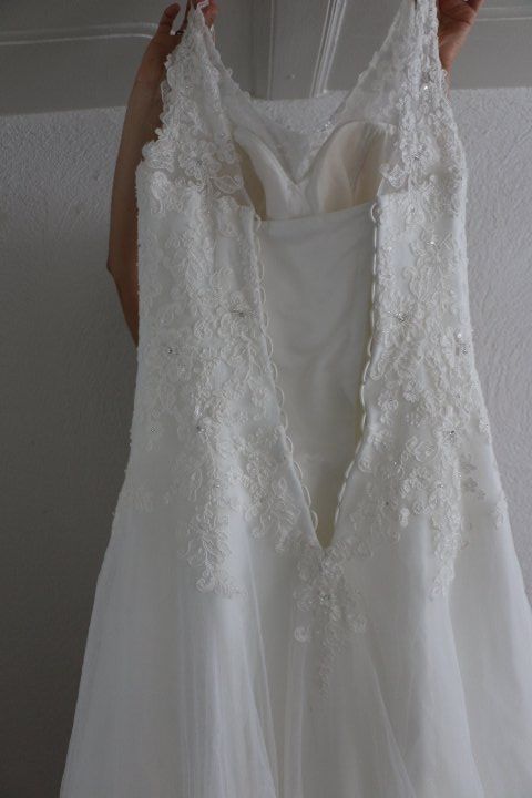Vestiti: Brautkleid, einmal getragen, Grösse 44/46 – Nuovo (secondo la descrizione) da Bülach venduto da thavathassathees 4