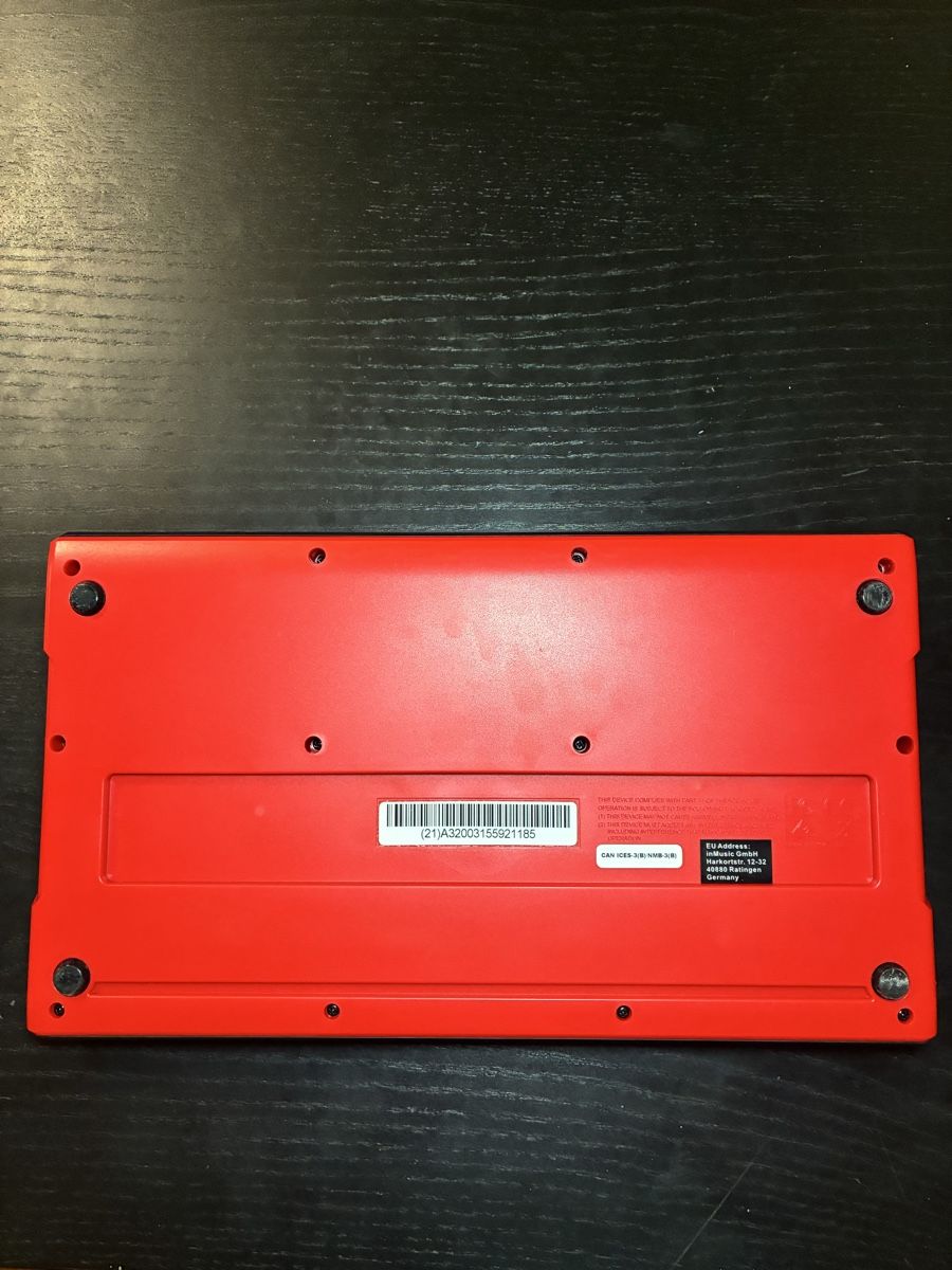 Akai Console di mixaggio: Akai MPK Mini - Contrôleur USB 25 Touches & Pads – Usato da Praz (Vully) venduto da Footzone.ch 2
