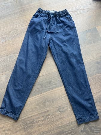 Peter Hahn Jeans, Gr. 40, dunkelblau, neuwertig!