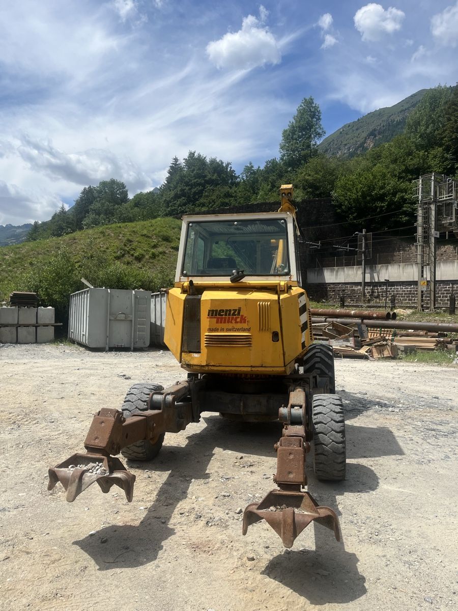 Menzi Muck Escavatori: Menzi Muck 6000 mobile – Usato da Airolo venduto da babaleone 3