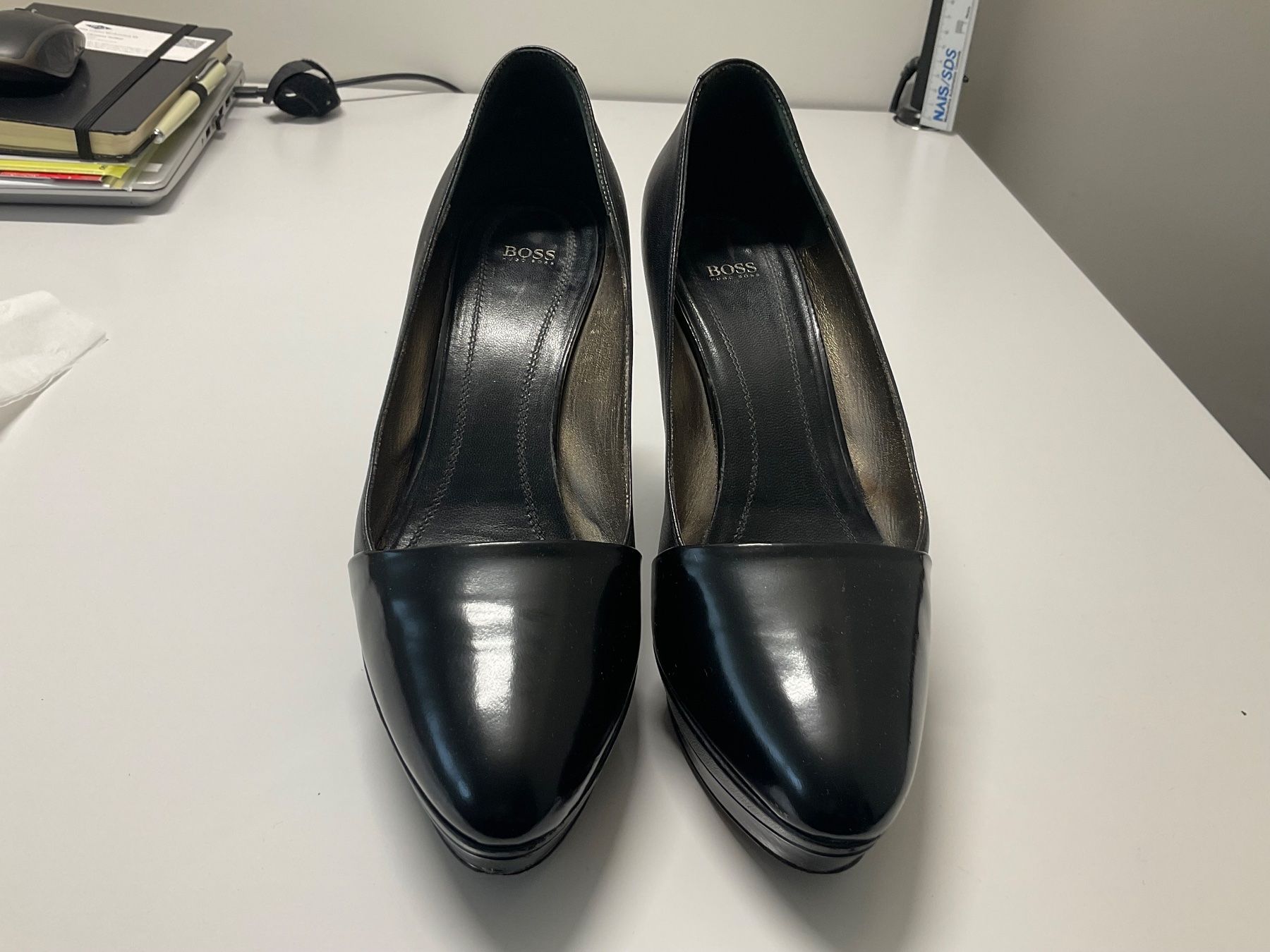 Hugo Boss Scarpe da donna: Hugo Boss Pumps 38 – Usato da Wetzikon ZH venduto da coco8468