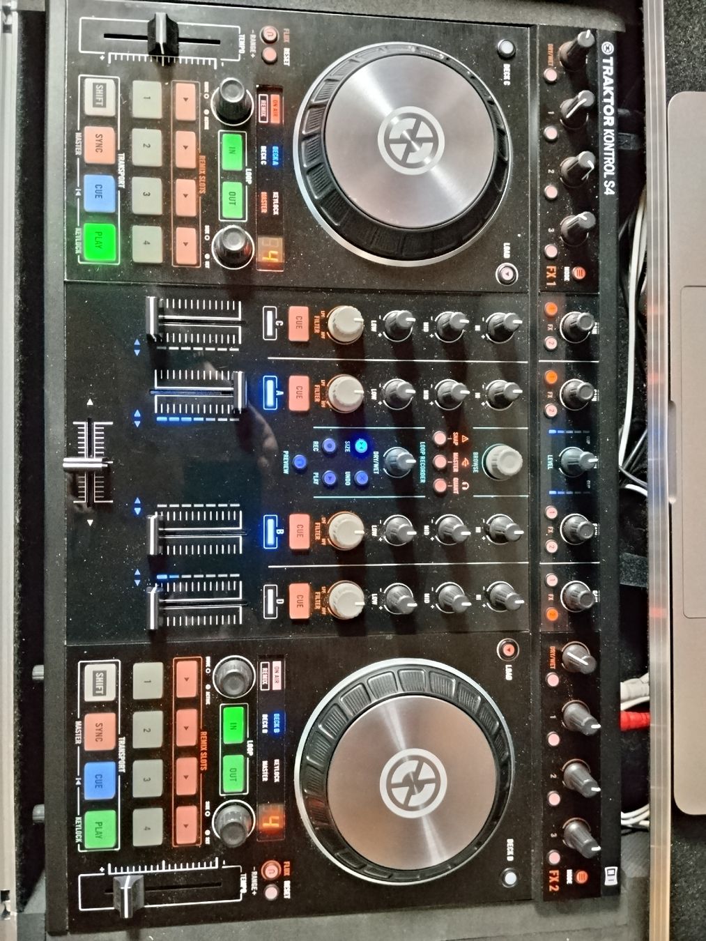 Native Instruments Platines de mixage: Dj Case – D'occasion à Schupfart par Claudom 1