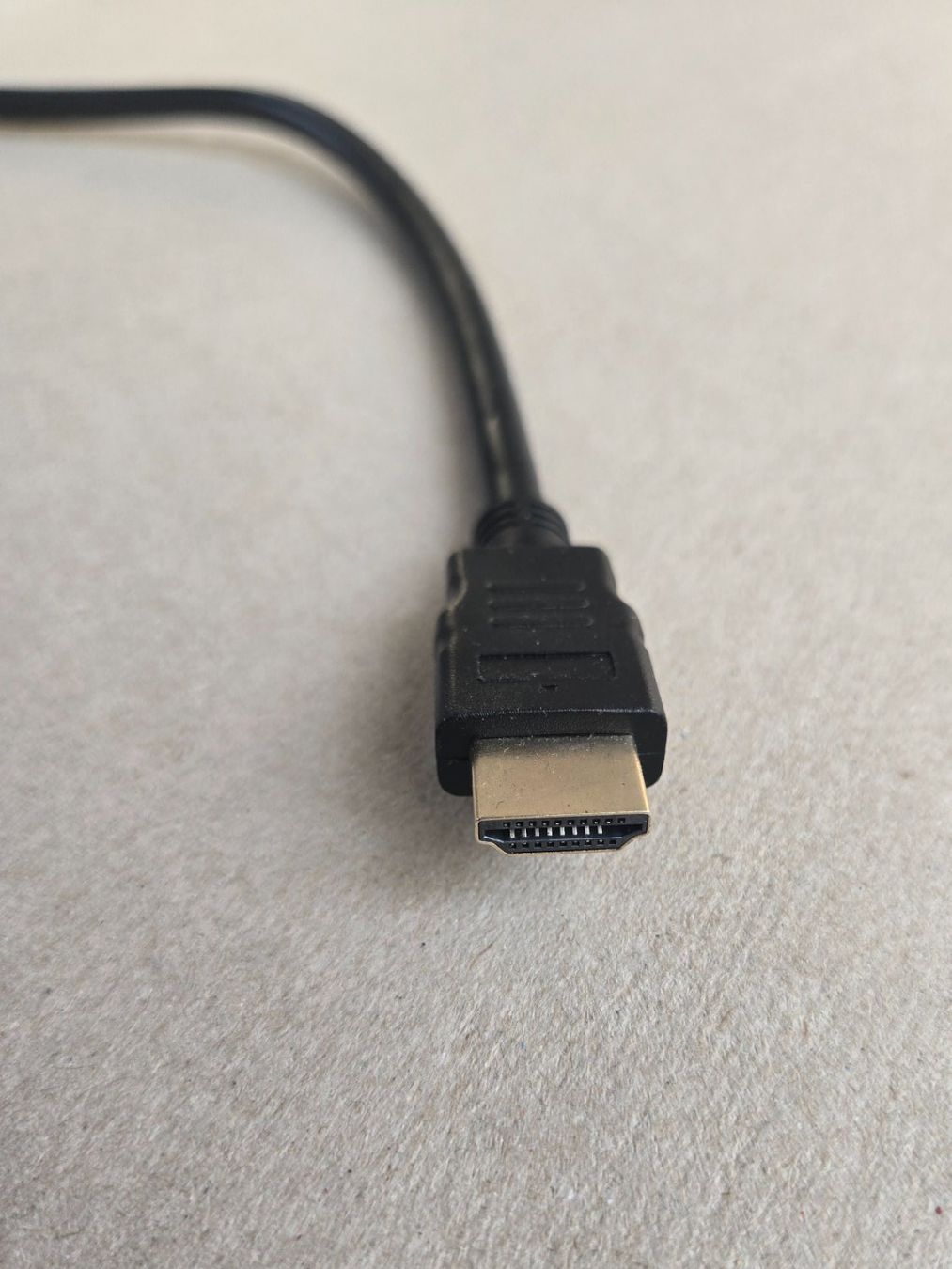 Cavi: HDMI Splitter 1 auf 2 HDMI Adapter Kabel Verteiler – Usato da Hunzenschwil venduto da Fluz 3