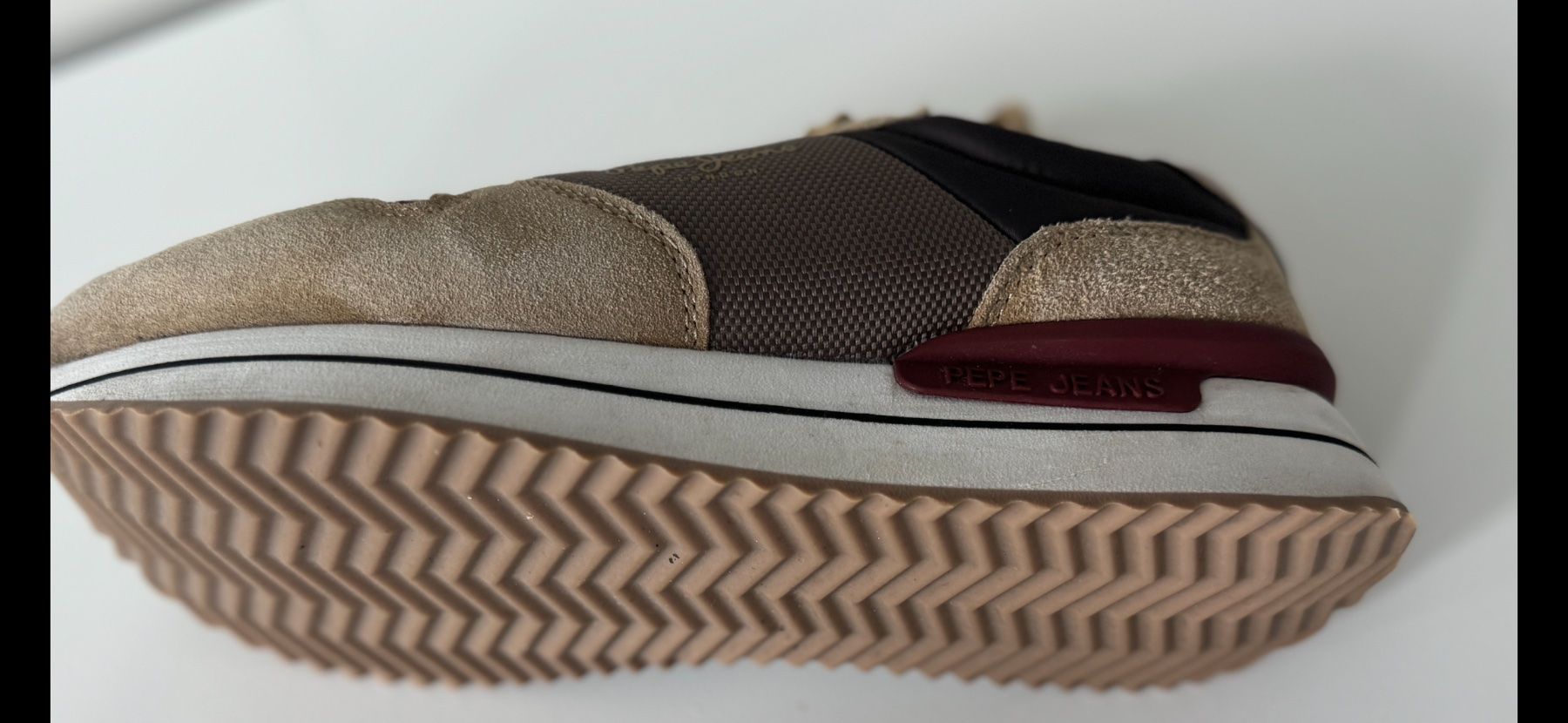 Pepe Jeans Scarpe da donna: Schuhe, Pepe Jeans – Usato da Unterägeri venduto da Pet_8njj 1