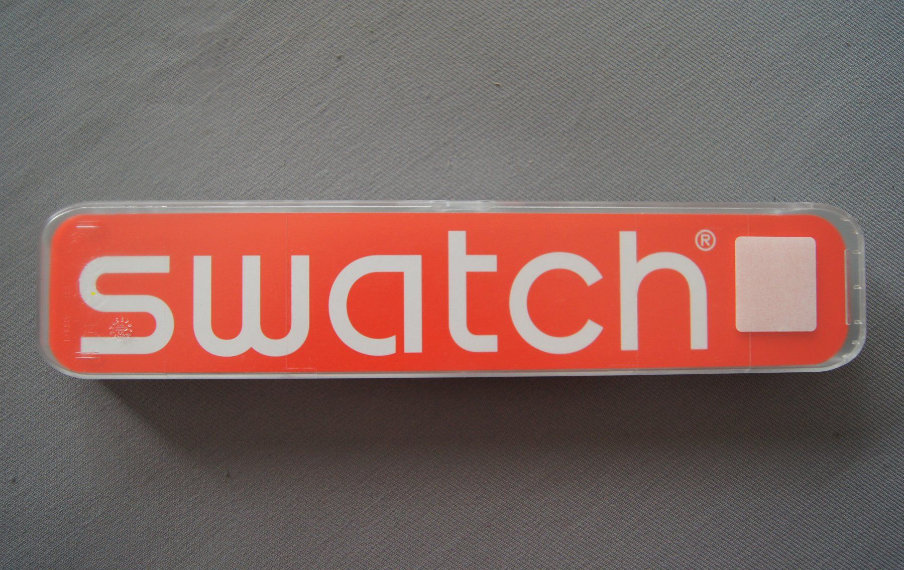 Swatch Orologi: Swatch IT37 in Original-Box mit Datum (Englisch) & Tag – Usato da Geroldswil venduto da ARTEFACTO 6