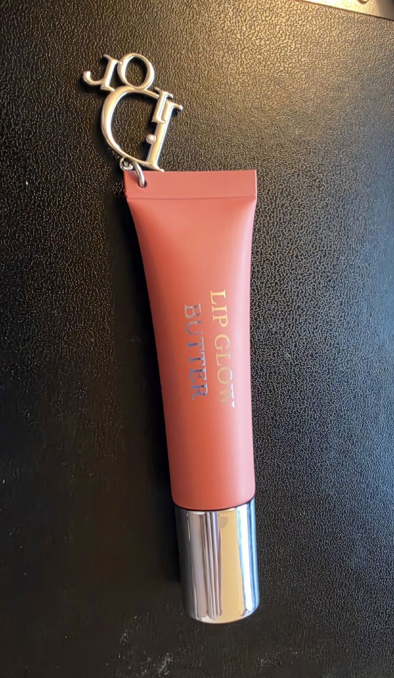 Dior Make-up: Lip Glow Butter 107 Dragonfruit – Nuovo (secondo la descrizione) da Muhen venduto da Savana16