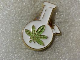 Ansteckpin 173: Bong