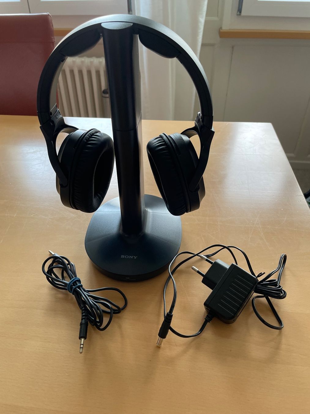 Sony Cuffie: Kopfhörer WIRELESS MDR-RF895RK – Usato da Speicher venduto da boaserra 1