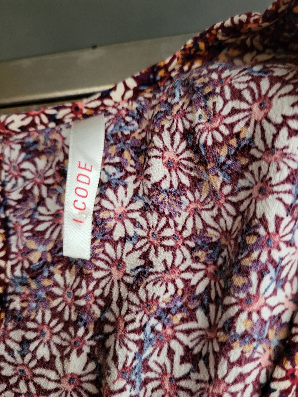 Blusen: Blouse tunique fleurie I.Code - Taille XS – Gebraucht aus Aproz (Nendaz) von mar_zxm9 3