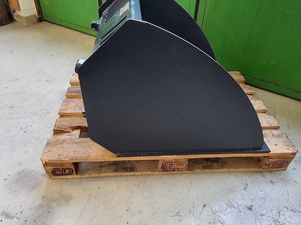 Hoflader: Schaufel Avant 0.7m – Neu und originalverpackt aus Giswil von Hans83 3
