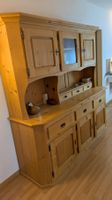 Holzbuffet im Landhausstil – viel Stauraum und Charme