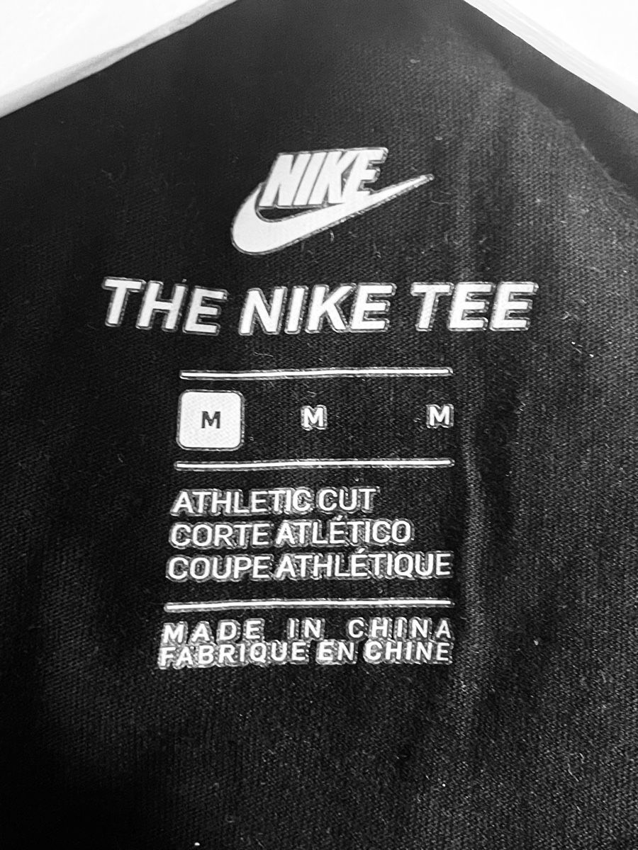 Nike Pulls & Sweat-shirts: NIKE LANGARMSHIRT / PULLOVER - SCHWARZ - GRÖSSE M – D'occasion à Buchs AG par fischli610 4