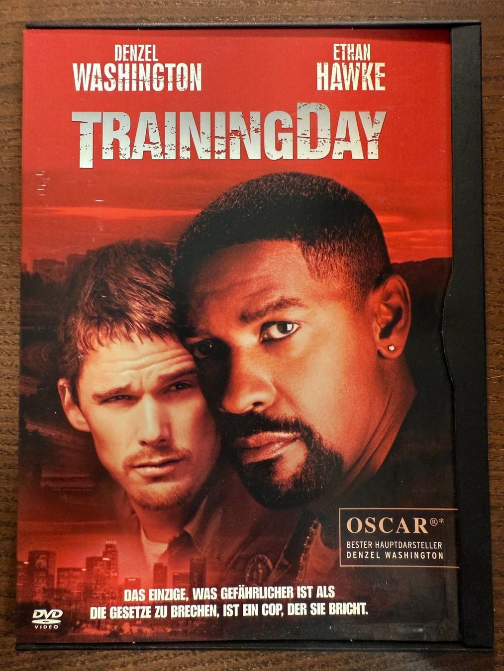 Tutti i DVDs: Training Day – Usato da Zürich venduto da FilmFreunde