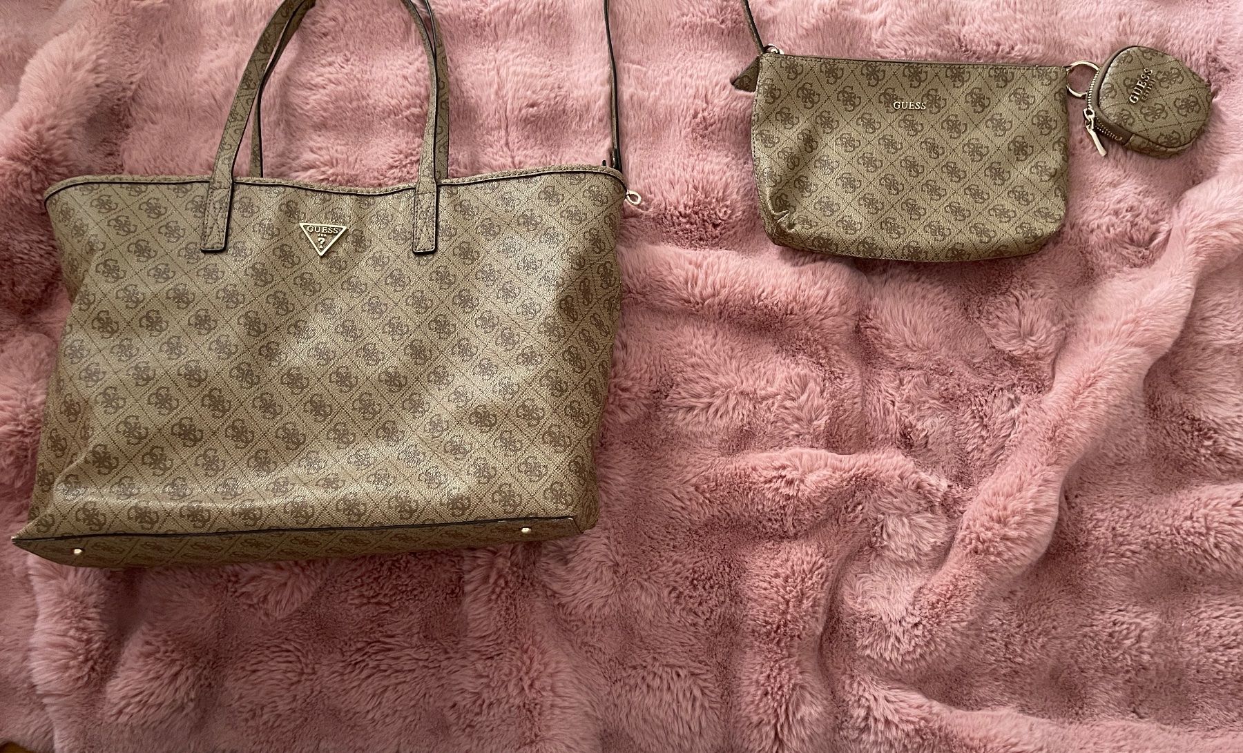 Guess Taschen für Damen: Guess Bag – Gebraucht aus Kaiserstuhl AG von bai_ytp6 1