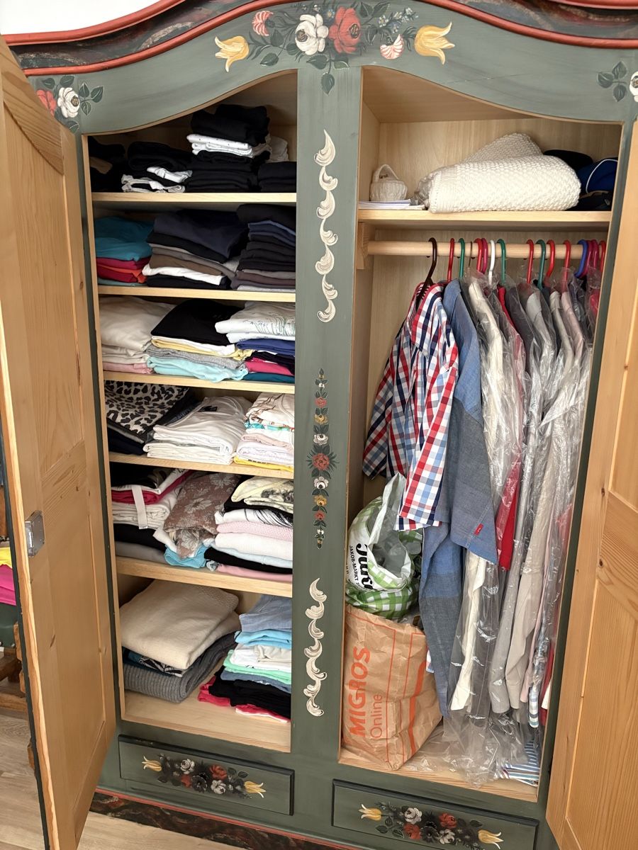 Schränke: Schrank – Gebraucht aus Kernenried von larisu 3