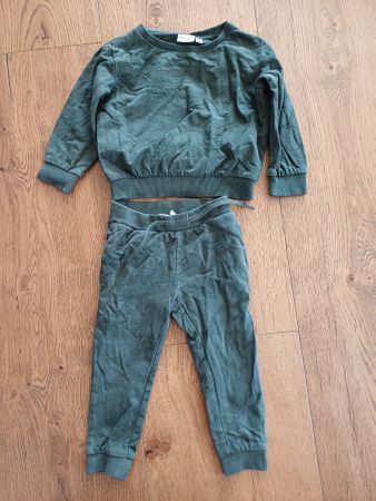 Dino-Look! Süsser Jungen Jogginganzug, Gr. 80/86 von Name it