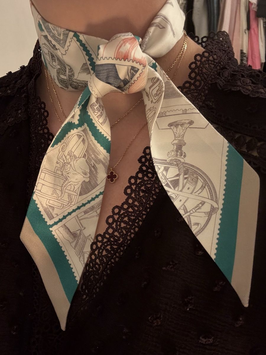 Hermès Foulards & écharpes: Hermès Twilly – Neuf avec emballage d'origine à Zollikon par han_rvt8 4
