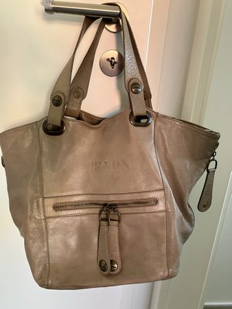 Borsa in pelle color taupe