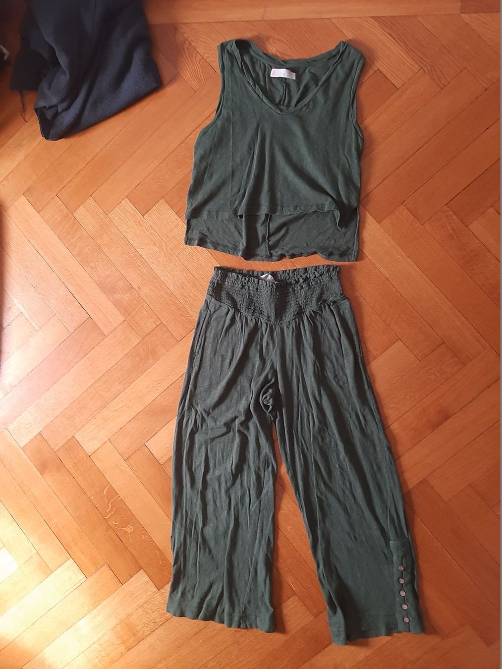 Tute: Free People, Keep it Cool Zweiteiler Set – Usato da Fribourg venduto da metalhands 1