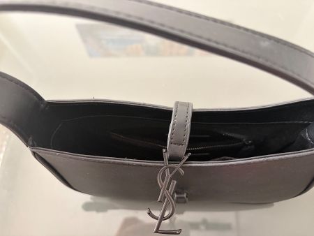 YSL Schultertasche Schwarz