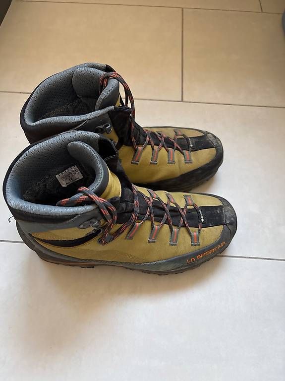 La Sportiva Scarpe da uomo: LaSportiva leichter Wanderschuh – Usato da Brunnen venduto da mei_6yw6