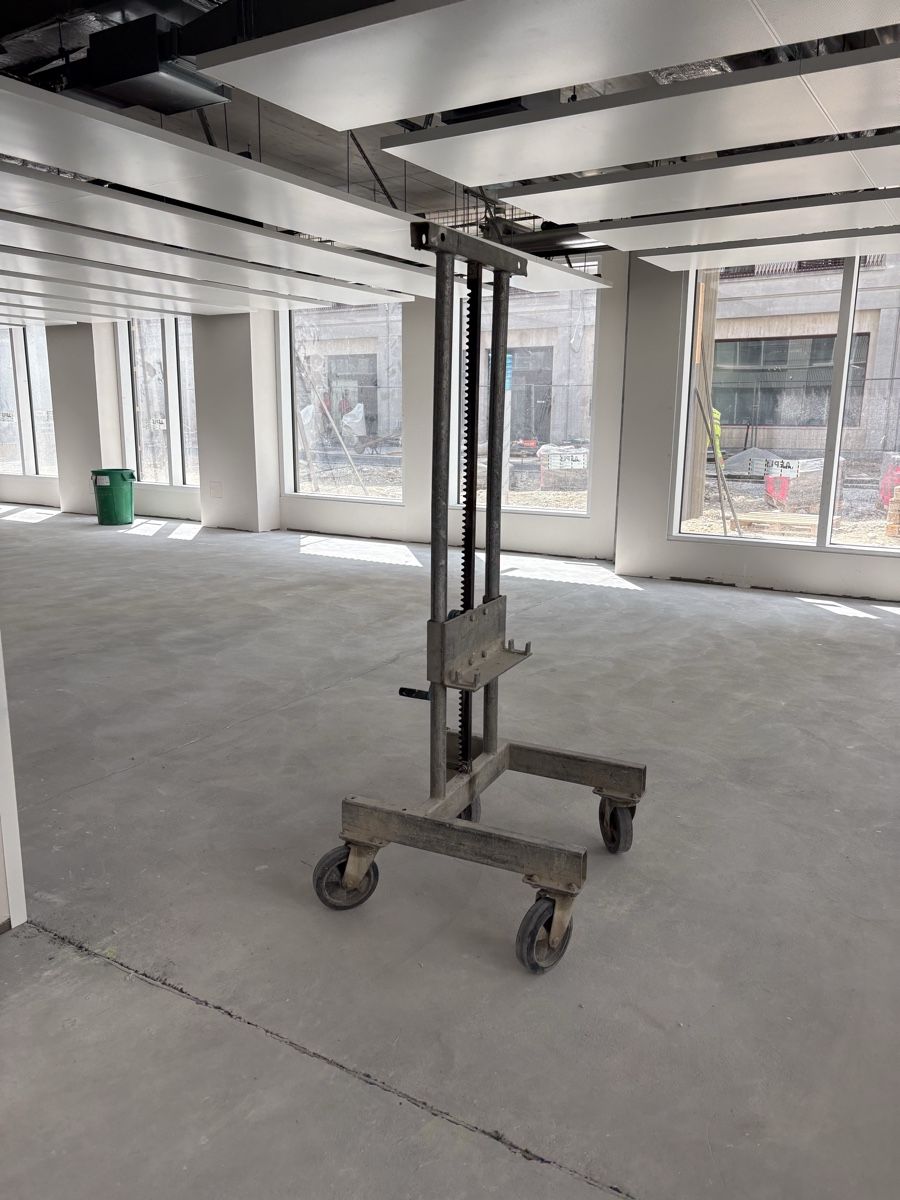 Ponts élévateurs & Crics: 2x Lift / Plattenlift / Montagelift – D'occasion à Mels par Melser8887 4