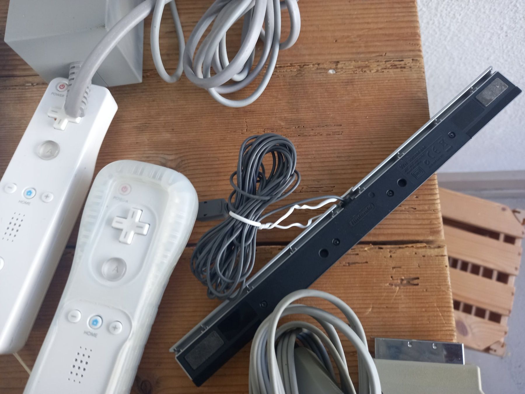 Nintendo Console: Nintendo Wii Konsol mit Mario Kart – Usato da Prez-vers-Siviriez venduto da Monija70 4