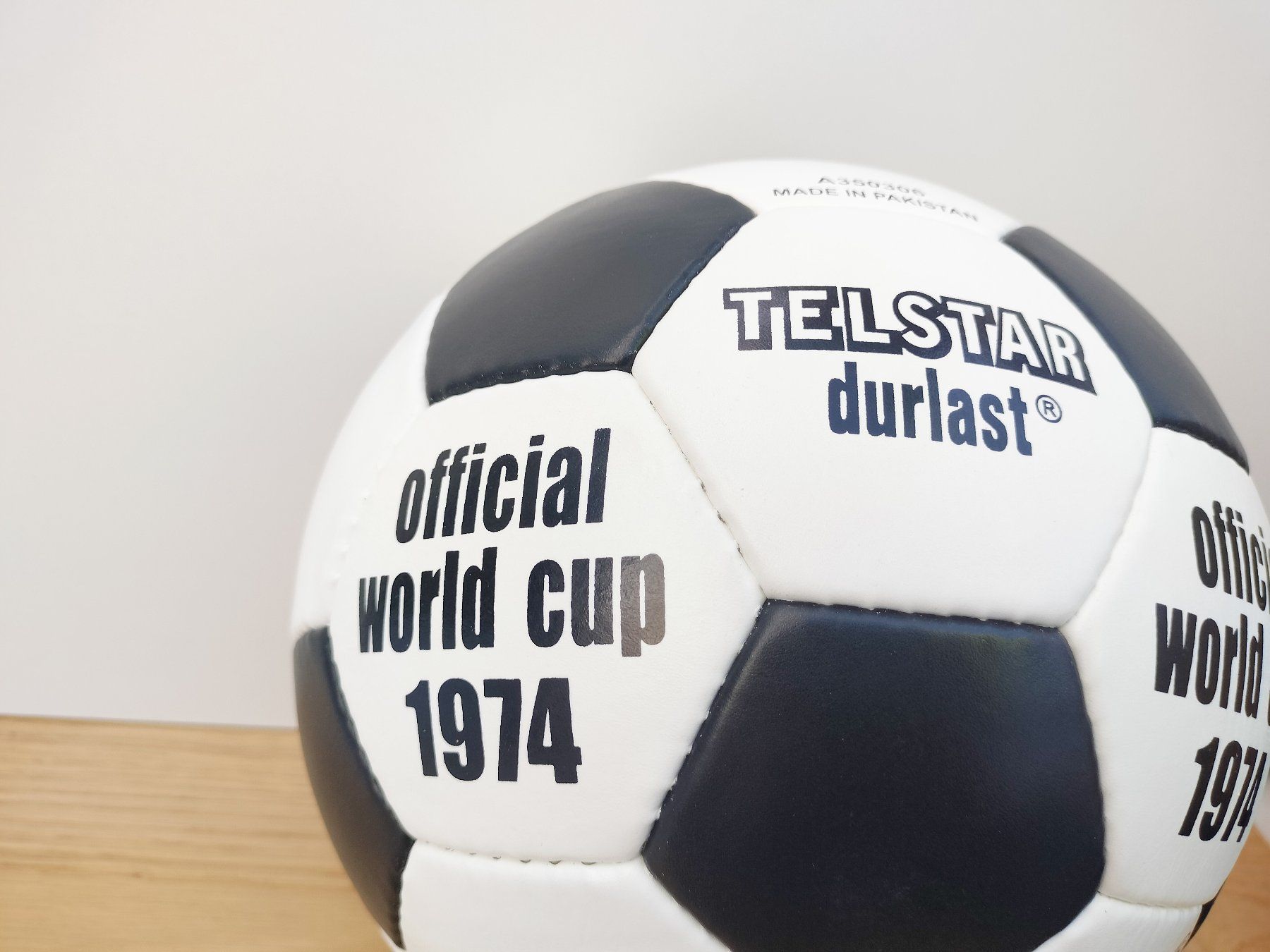 Adidas Palloni: Original Adidas Matchball WM 1974 – Usato da Wil SG venduto da kaizzen 2