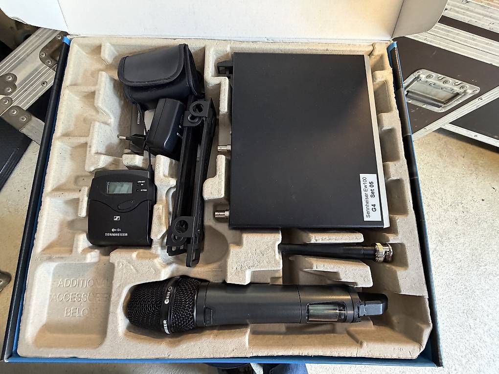 Microfoni: Microfono Sennheiser EW G4 – Usato da Olivone venduto da ValleyProject 1