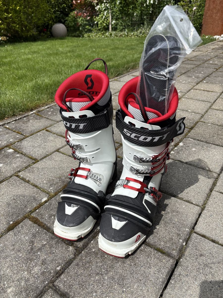 Scott Herrenschuhe: Scott Voodoo NTN 28.5 Telemark Schuh – Gebraucht aus Schönenberg ZH von Andy17