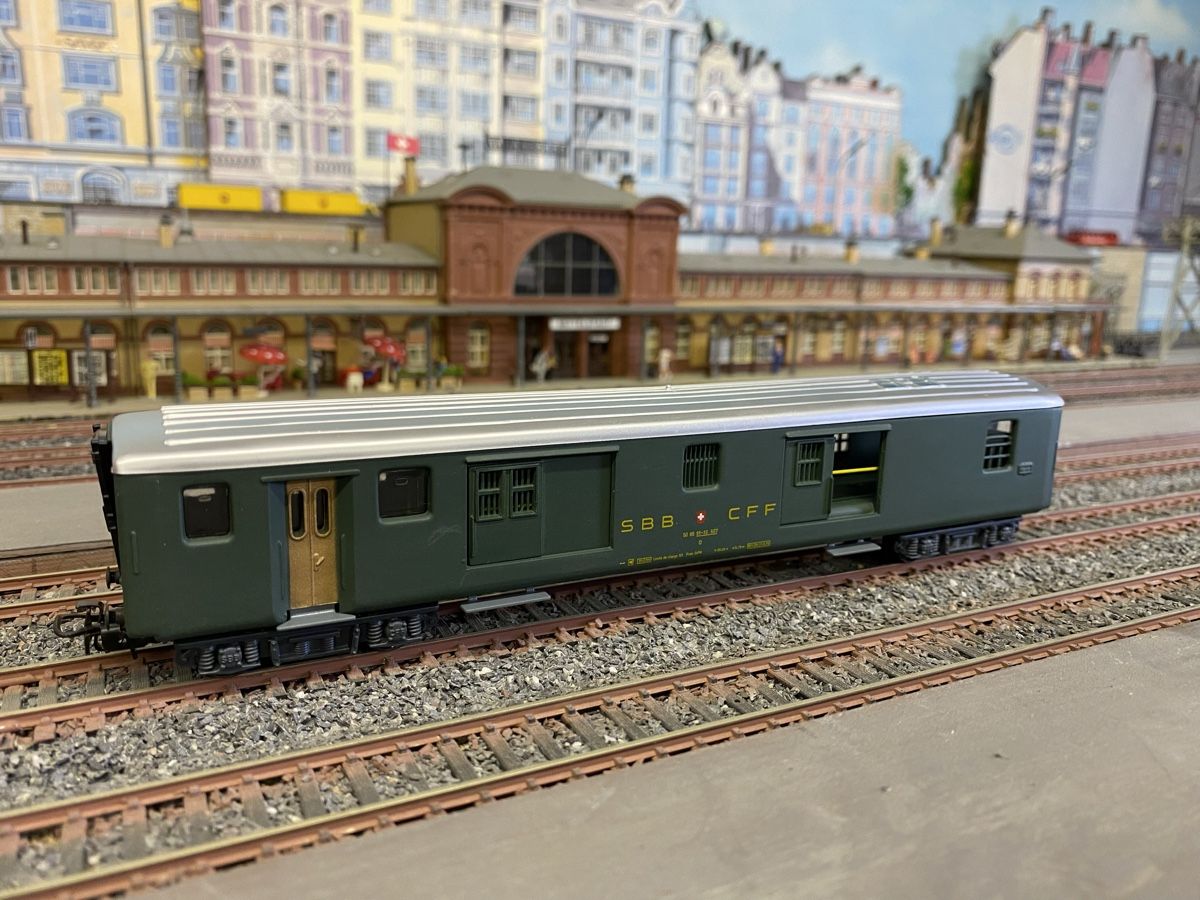 Hag Modellini di ferrovie: HAG 411 SBB Gepäckwagen H0 – Usato da Glattpark (Opfikon) venduto da anywaya23 4