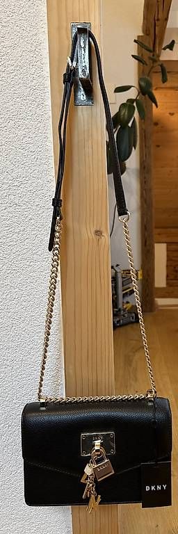 DKNY Borse da donna: Neue DKNY Tasche schwarz – Nuovo e nell'imballaggio originale da Degersheim venduto da deae 1