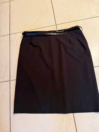 🖤✨ Eleganter Damen-Rock mit Gürtel – neu & ungetragen ✨🖤